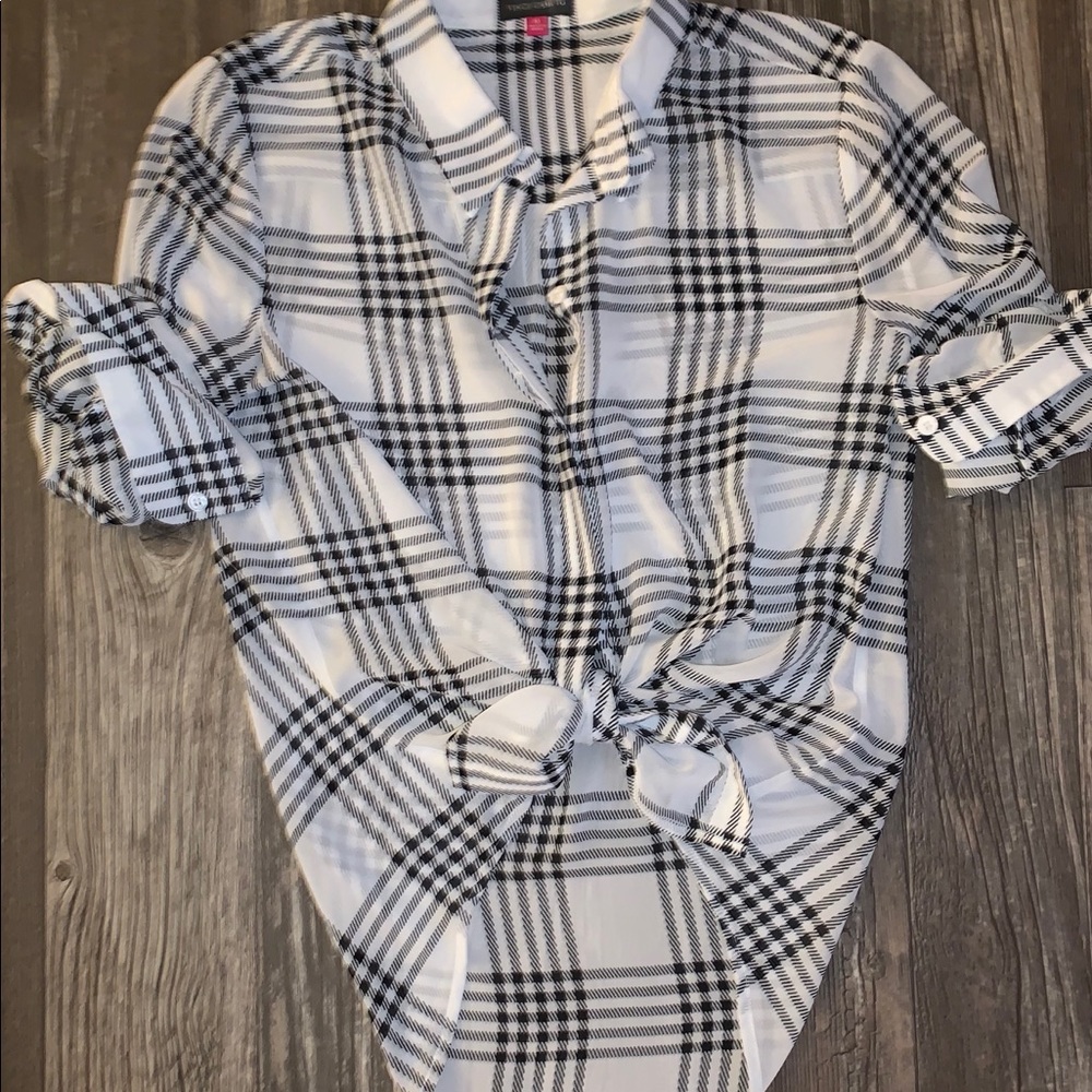 Vince Camuto Black & White Plaid Blouse